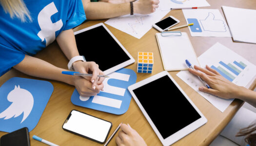 job description social media specialist