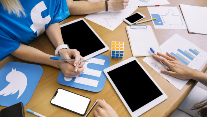 job description social media specialist