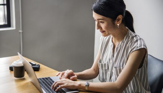 job description social media specialist
