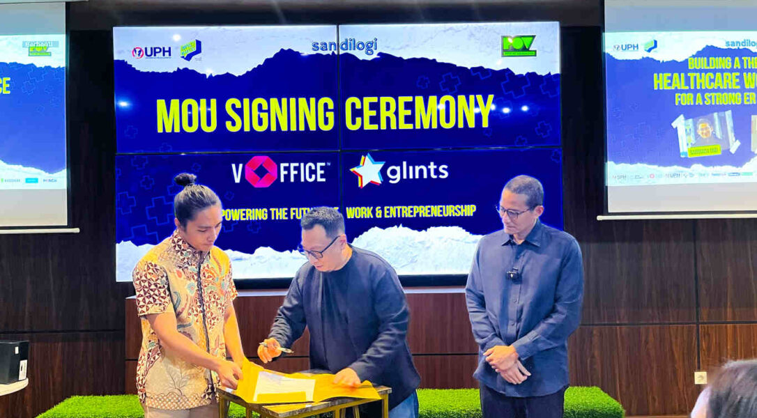 perwakilan-glints-dan-voffice-menandatangani-kerja-sama-disaksikan-sandiaga-uno